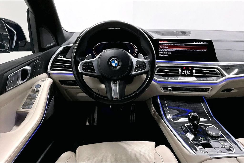 Used 2022 BMW X7 xDrive40i w/ M Sport Package AWD/4WD image 5