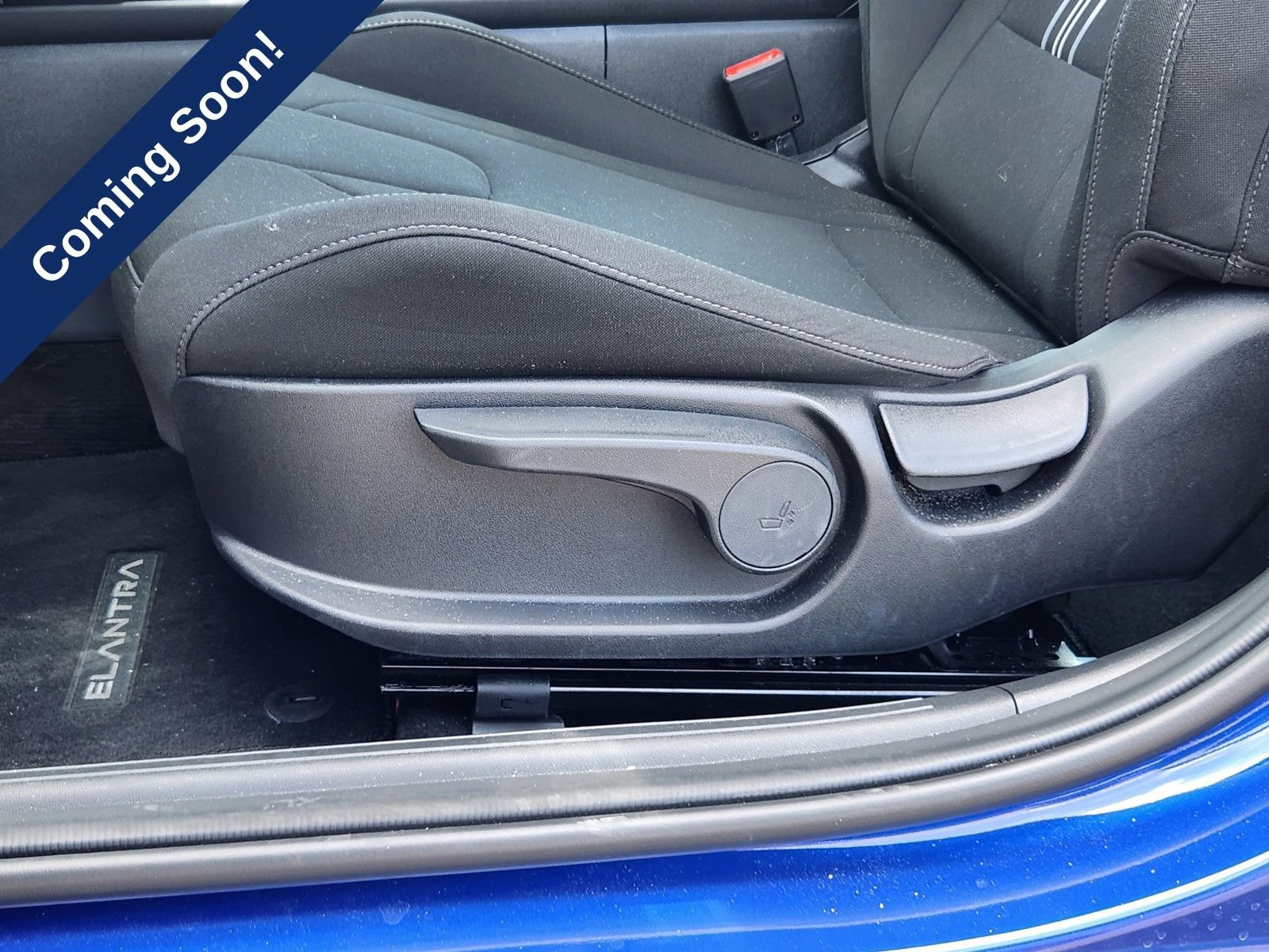 Used 2024 Hyundai Elantra SEL FWD image 21