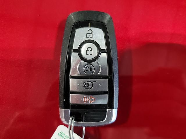 Used 2022 Ford Explorer Platinum w/ Equipment Group 601A image 23