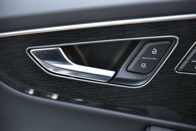 New 2026 Audi Q7 3.0T Premium Plus image 14