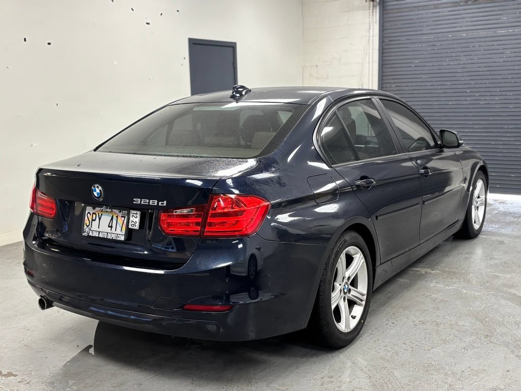 Used 2015 BMW 328d Sedan RWD image 4