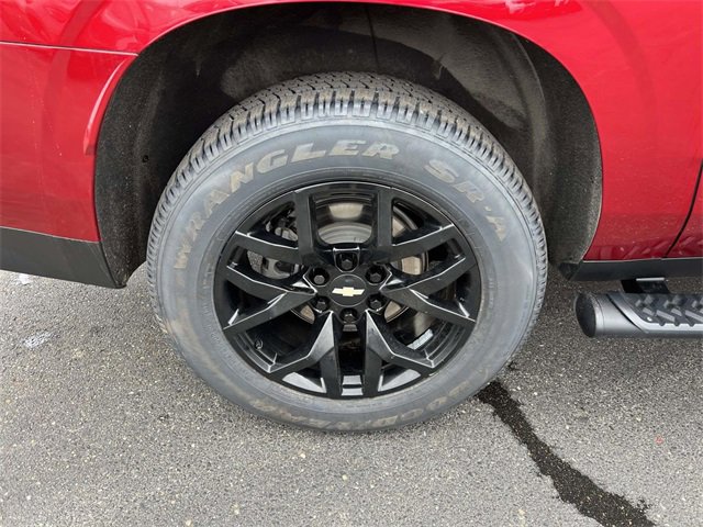 Used 2022 Chevrolet Suburban Z71 w/ Luxury Package image 10