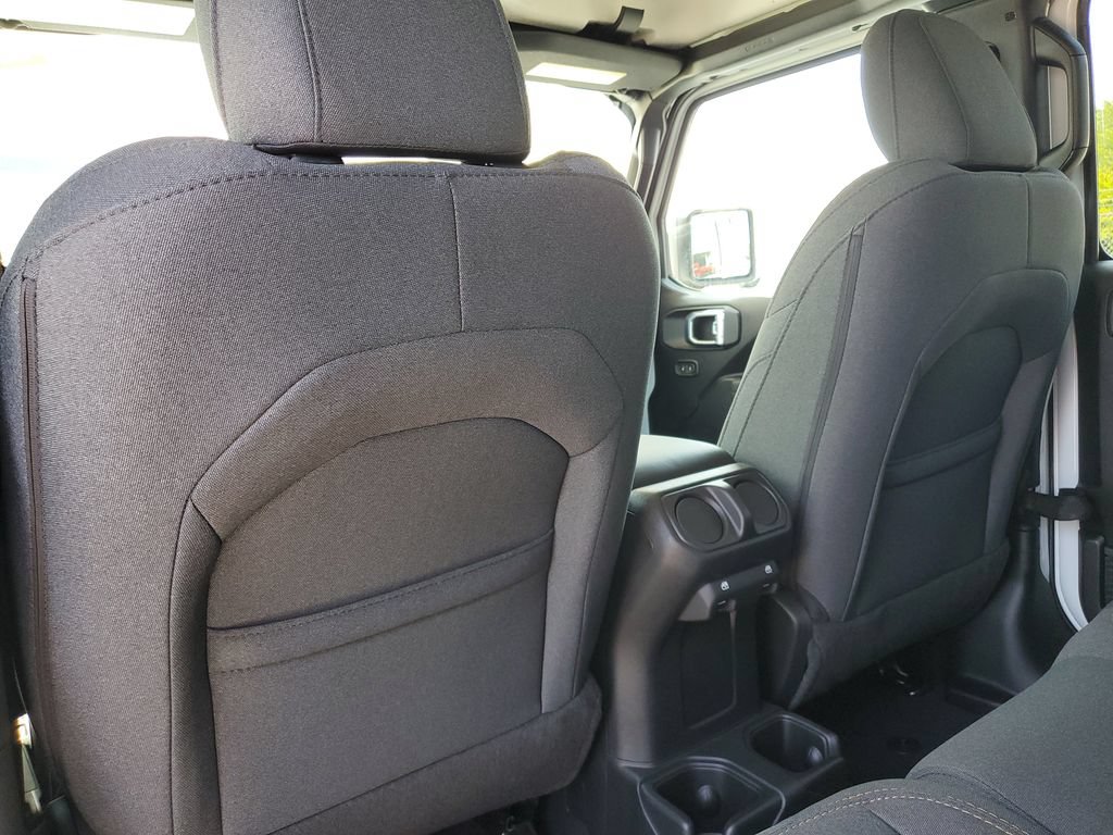 New 2026 Jeep Gladiator Sport AWD/4WD image 12