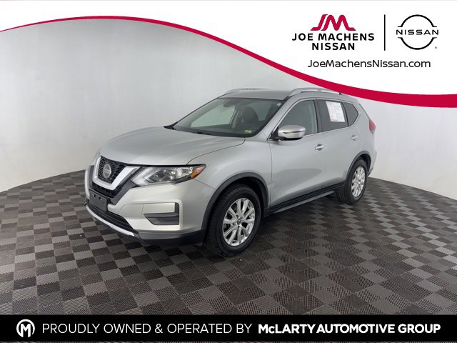 Certified 2020 Nissan Rogue SV image 3