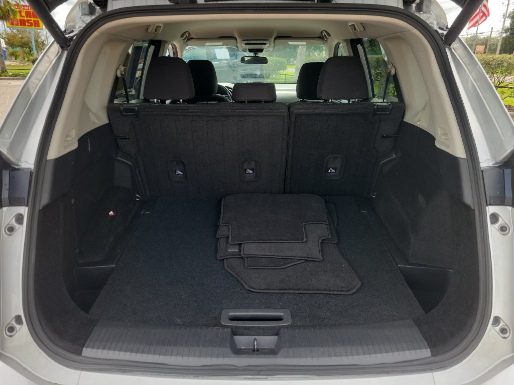 Certified 2025 Nissan Rogue SV FWD image 7
