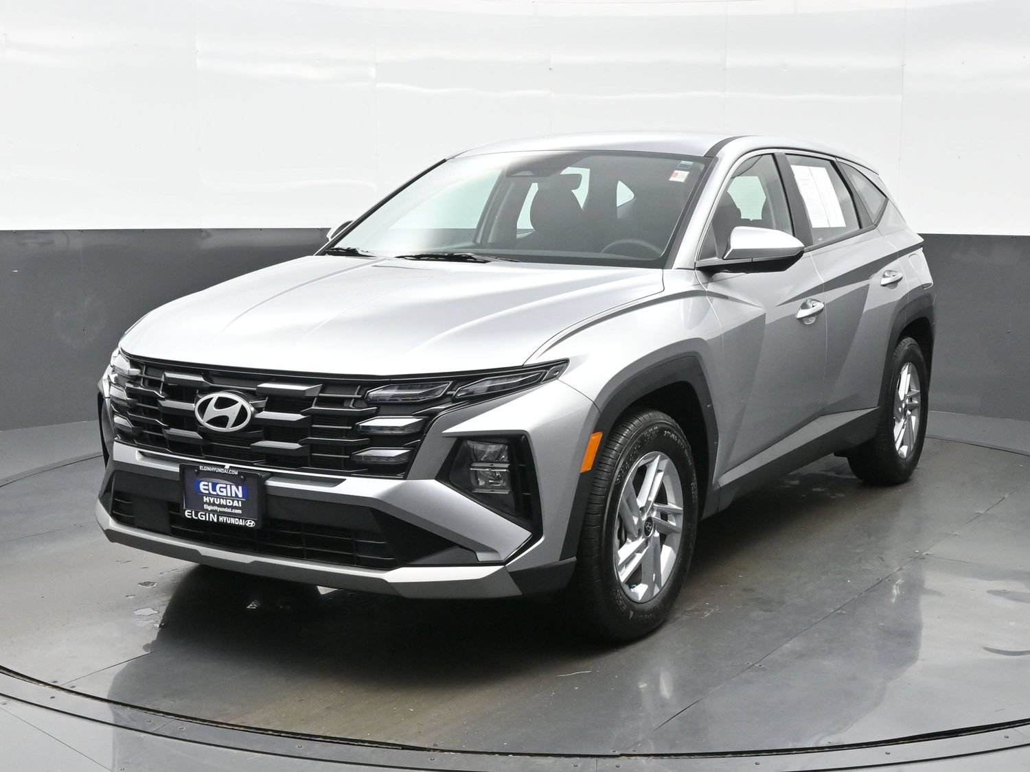 Used 2026 Hyundai Tucson SE FWD image 1