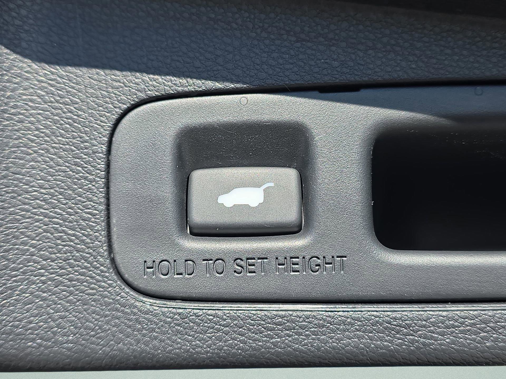 Used 2022 Honda CR-V Touring image 6