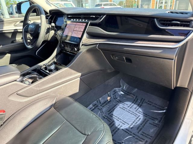 Used 2023 Jeep Grand Cherokee 4WD 4xe image 14