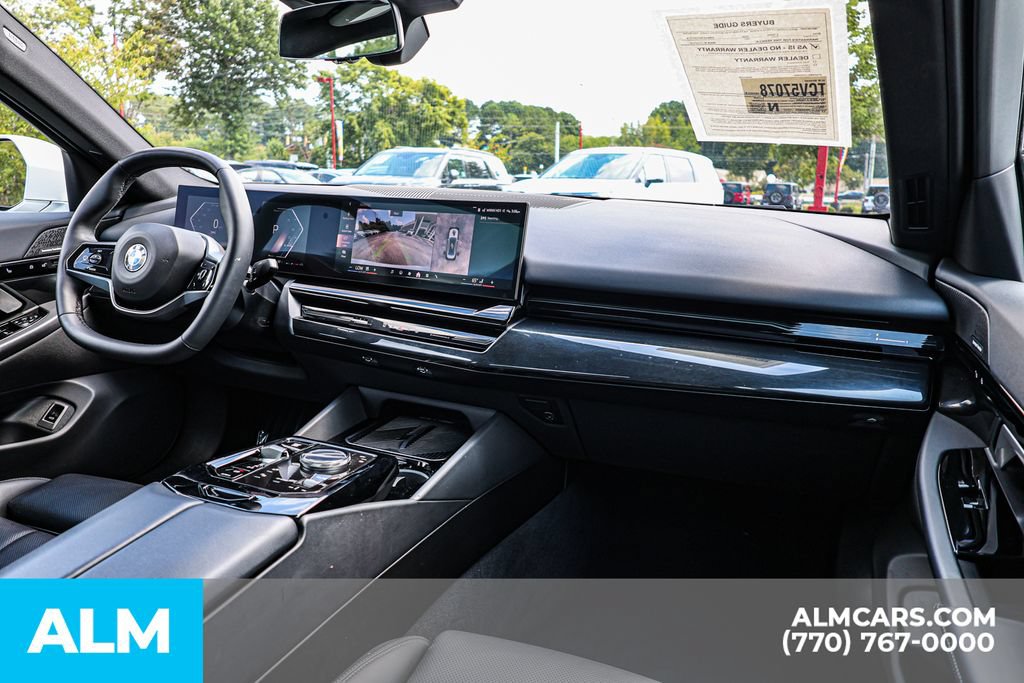 Used 2026 BMW 530i RWD image 28