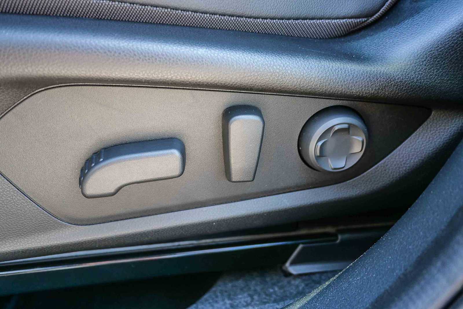 New 2026 Subaru Outback Touring image 22