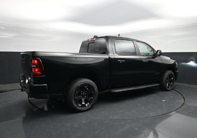 New 2026 RAM 1500 Express AWD/4WD image 9