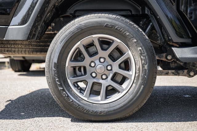 Used 2020 Jeep Gladiator Overland w/ Cold Weather Group image 20