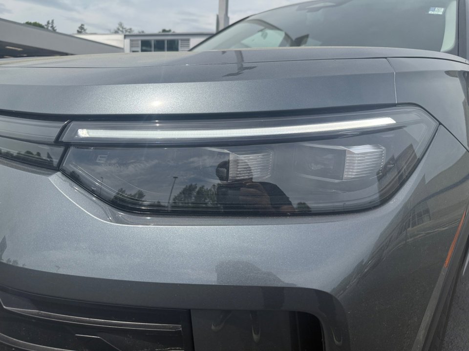 New 2026 Volkswagen Tiguan S FWD image 26