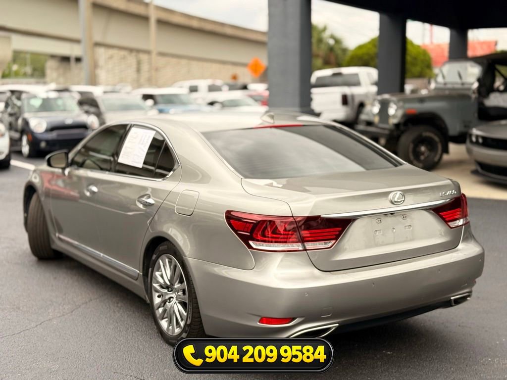 Used 2016 Lexus LS 460 w/ Comfort Package RWD image 3