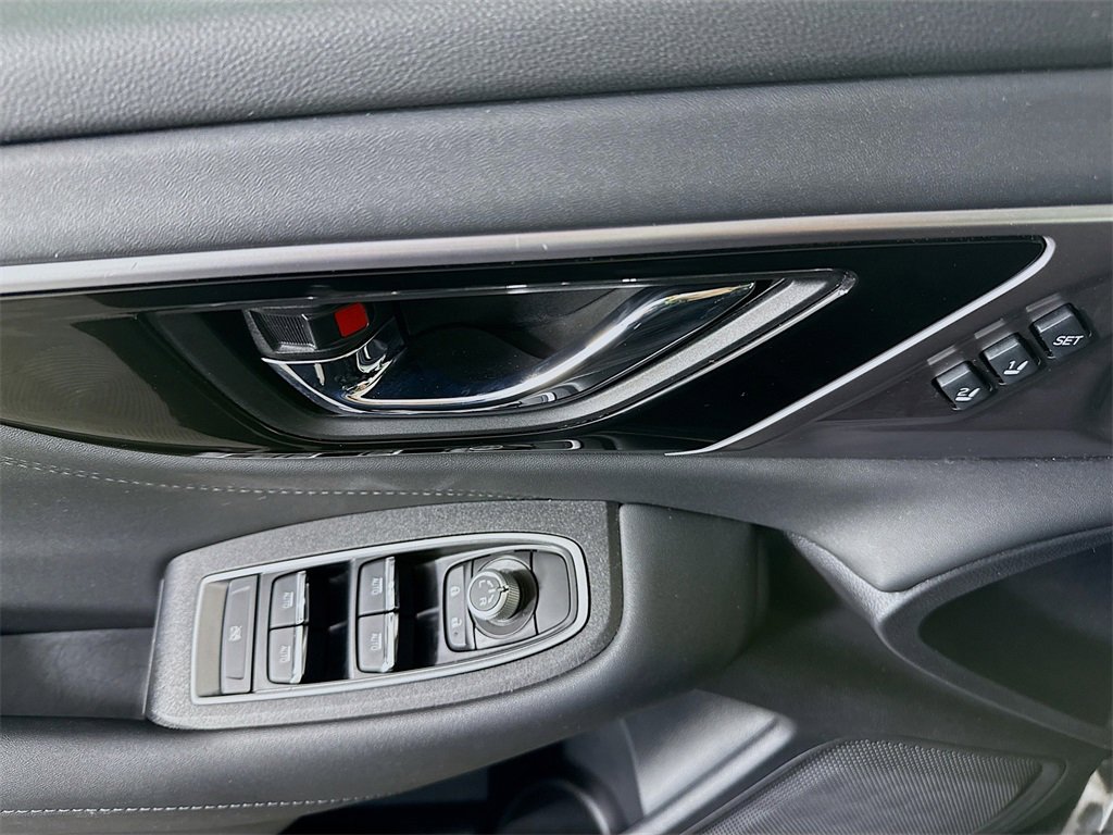 Certified 2025 Subaru Outback Limited image 25