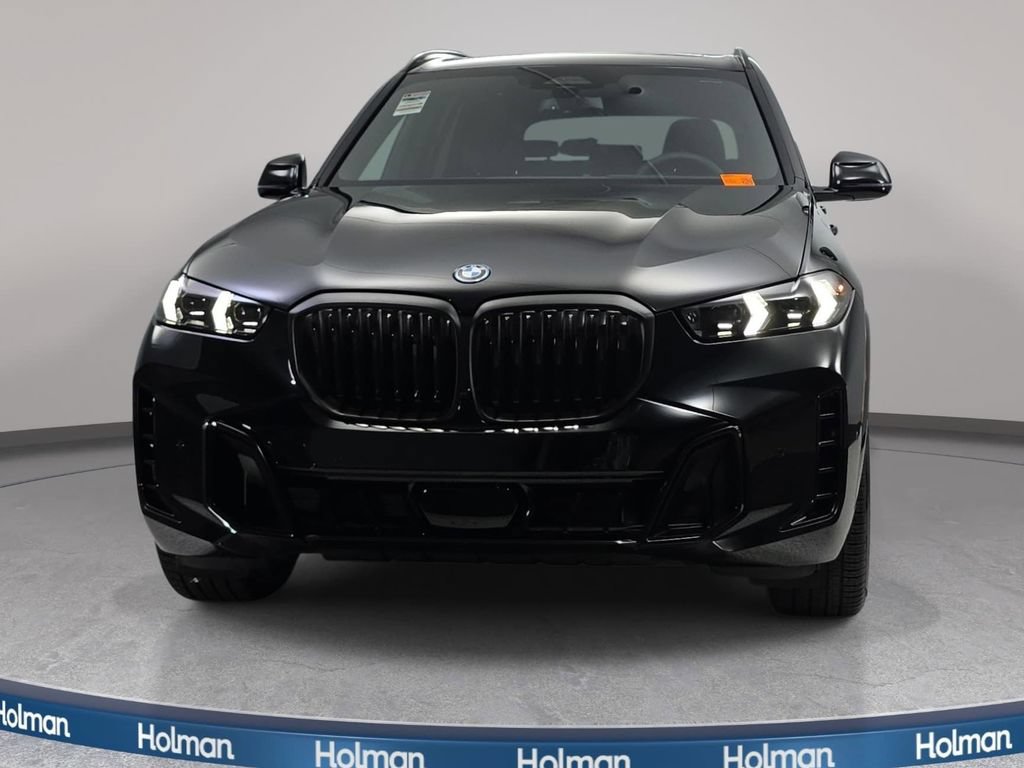 New 2026 BMW X5 xDrive50e w/ M Sport Package AWD/4WD image 2