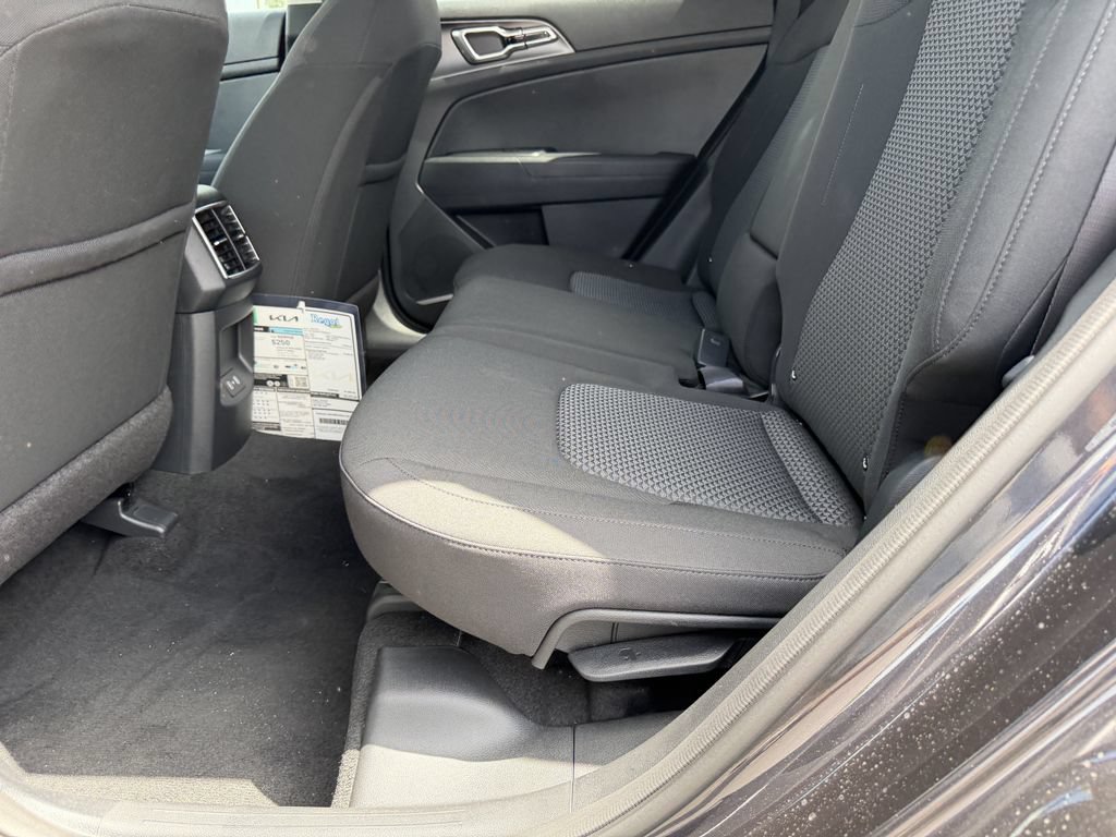 New 2026 Kia Sportage LX FWD image 19