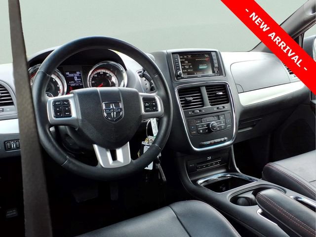 Used 2015 Dodge Grand Caravan R/T w/ Driver Convenience Group FWD image 9