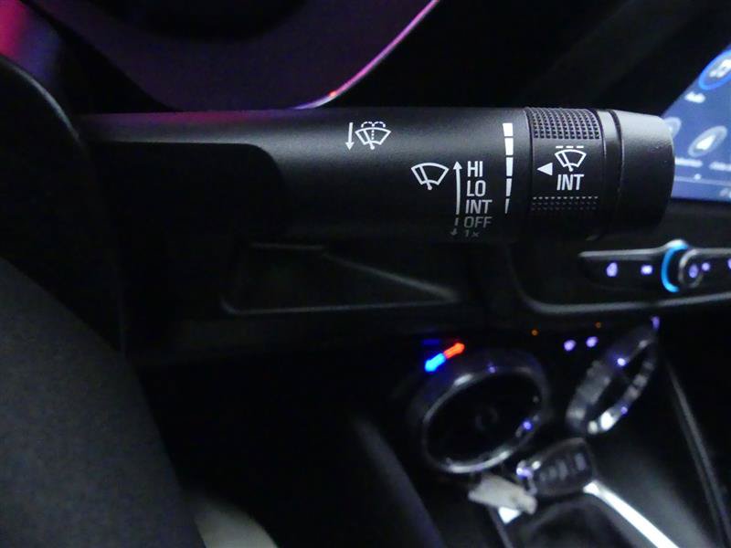 Used 2019 Chevrolet Camaro LT RWD image 19