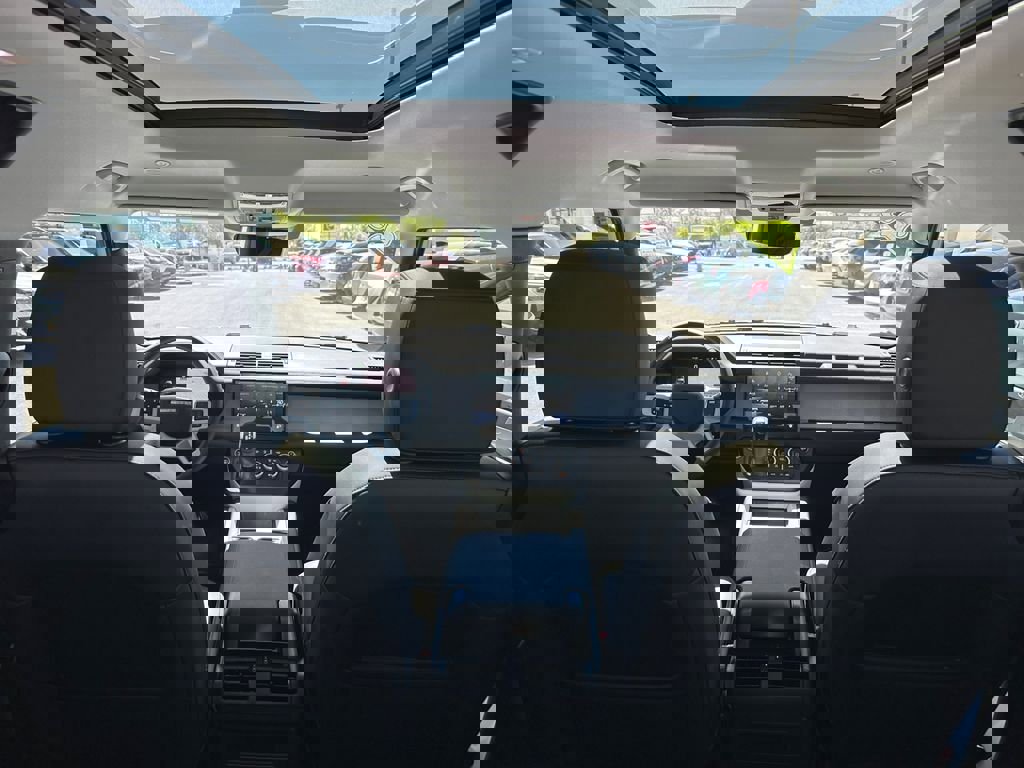 Used 2025 Land Rover Defender 90 S AWD/4WD image 17