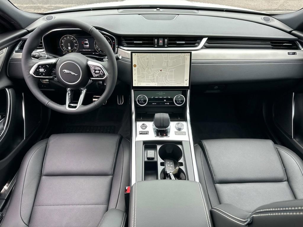 New 2024 Jaguar XF R-Dynamic SE image 20