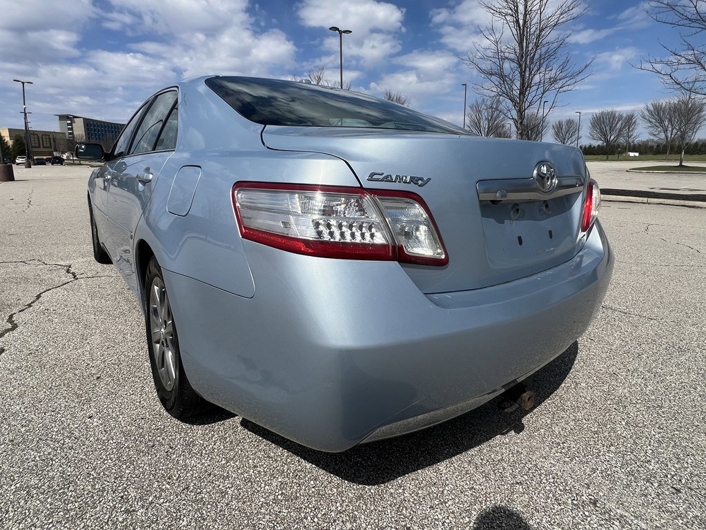 Used 2010 Toyota Camry Hybrid image 3