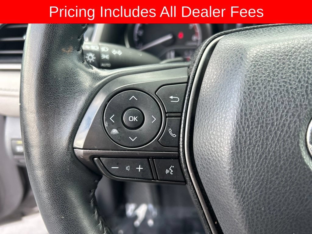 Used 2022 Toyota Camry SE FWD image 7