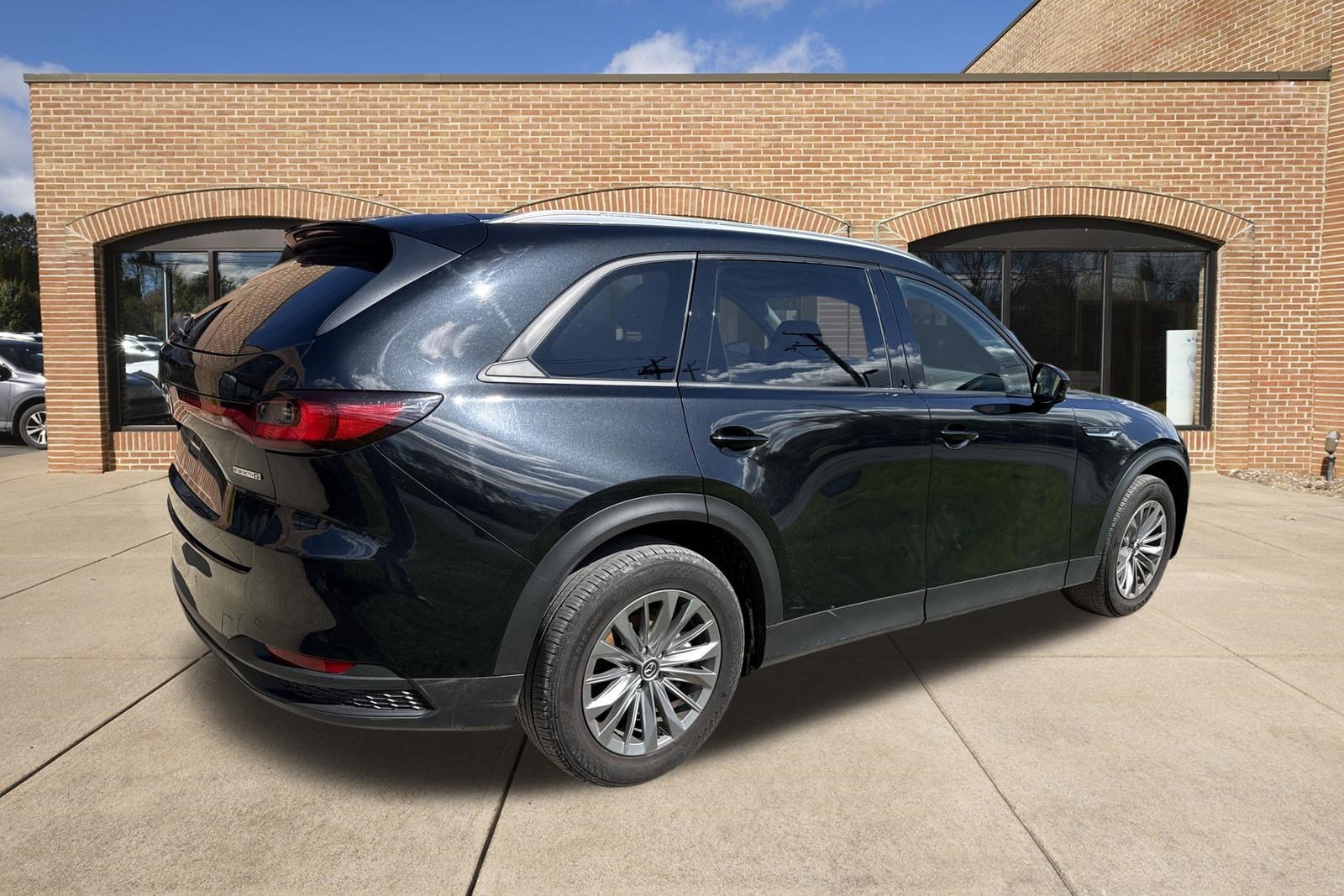 Certified 2025 MAZDA CX-90 3.3 Turbo w/ Preferred Package AWD/4WD image 5