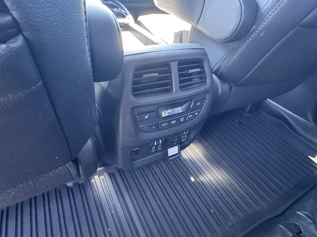Used 2022 Honda Pilot Touring image 10