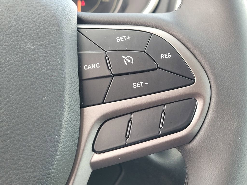 Used 2021 Jeep Cherokee Latitude Lux w/ Sun & Sound Group FWD image 22