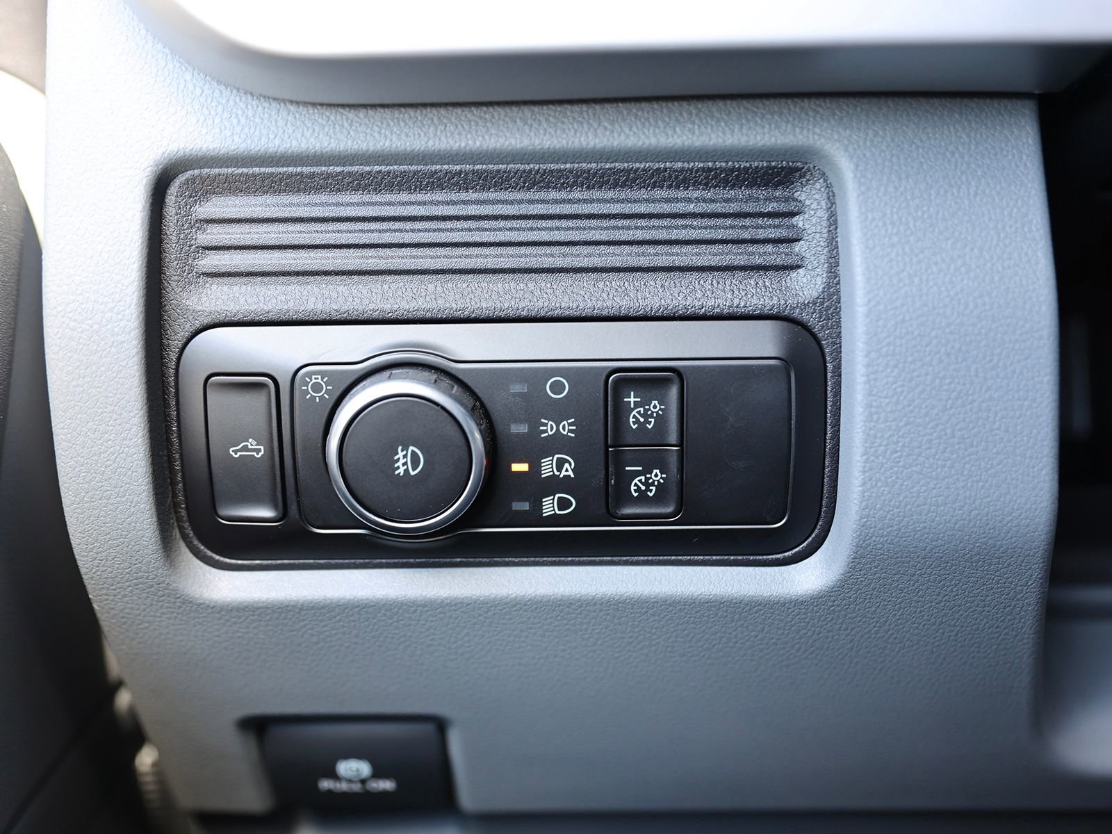 New 2026 Ford F250 XL w/ FX4 Off-Road Package image 33