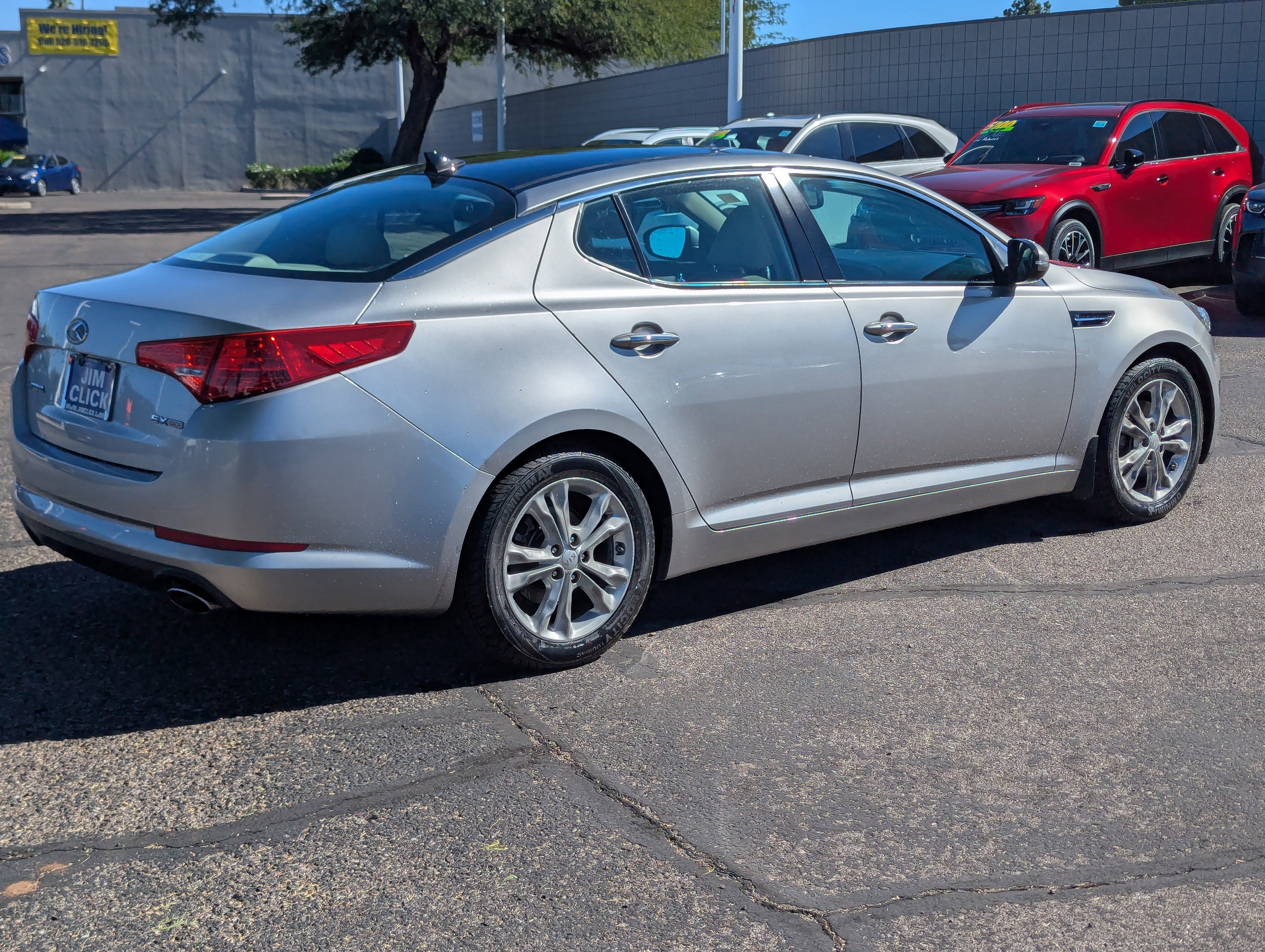 Used 2013 Kia Optima EX w/ Premium Pkg image 2