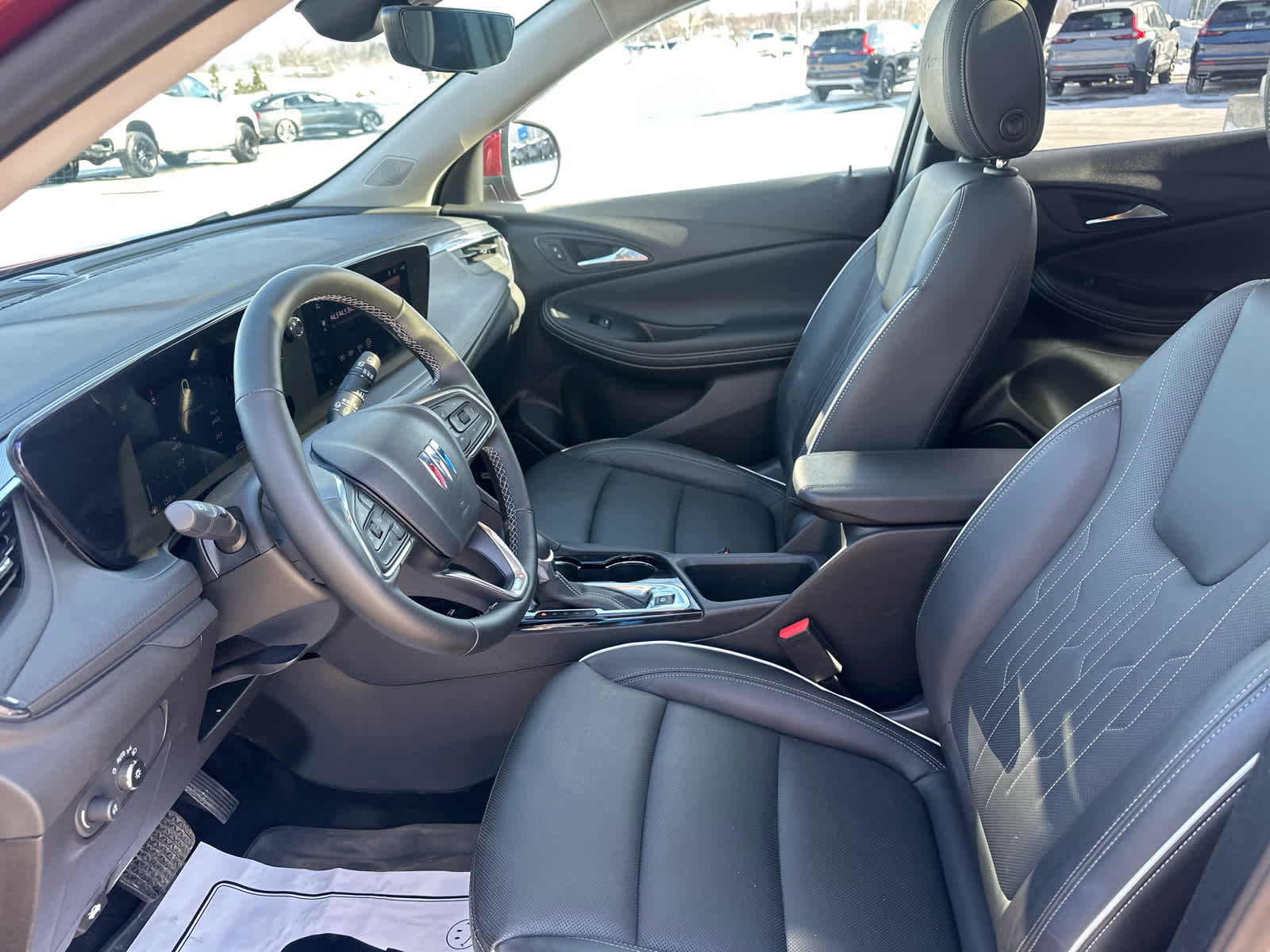 Used 2025 Buick Encore GX Avenir w/ Avenir Technology Package image 16