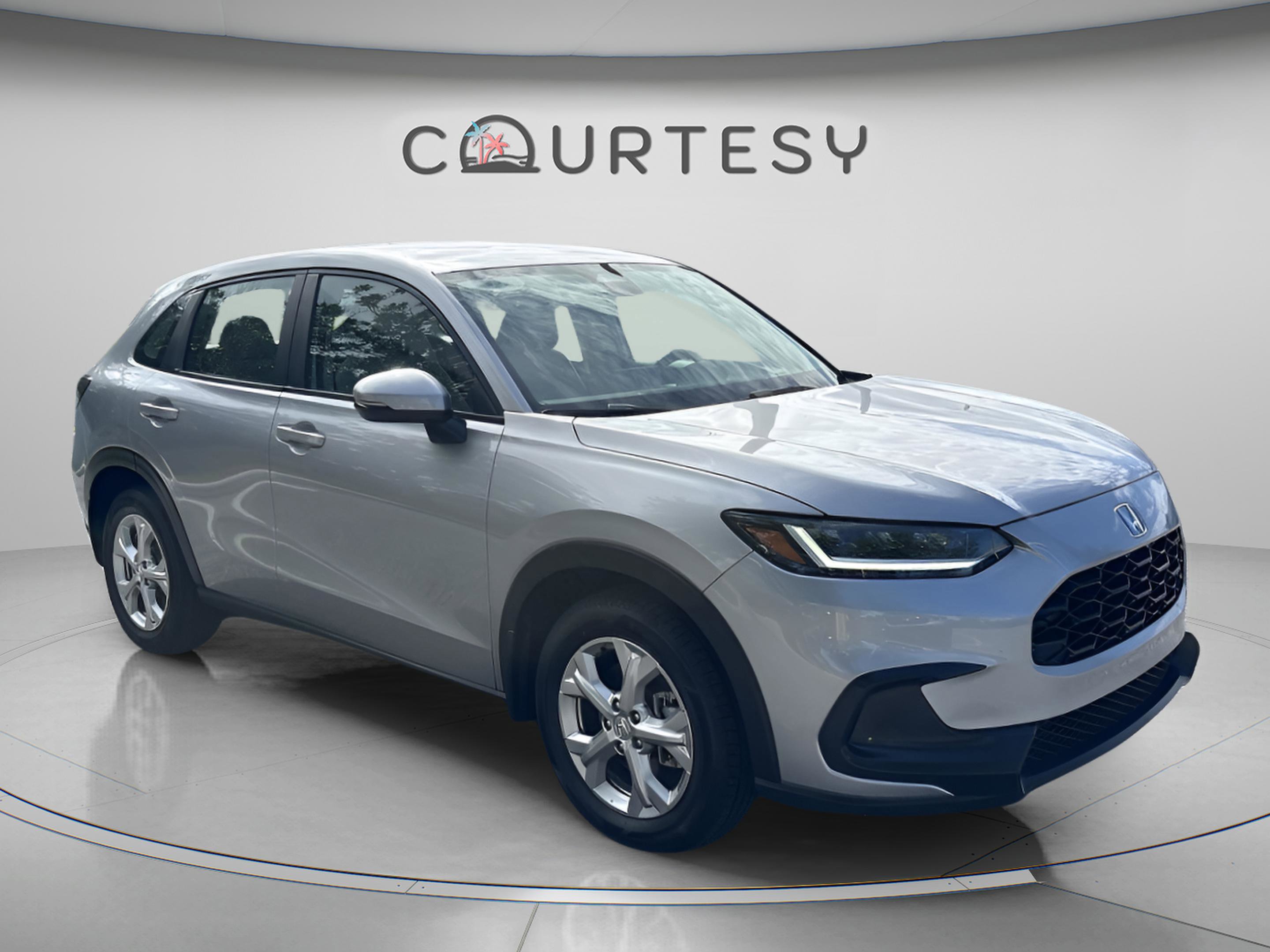 Used 2023 Honda HR-V LX image 9