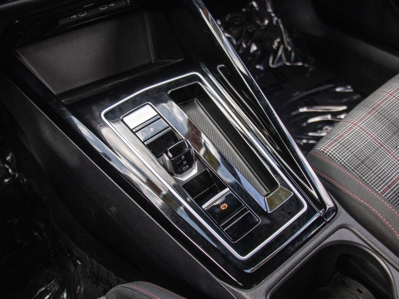 Used 2024 Volkswagen GTI S image 17