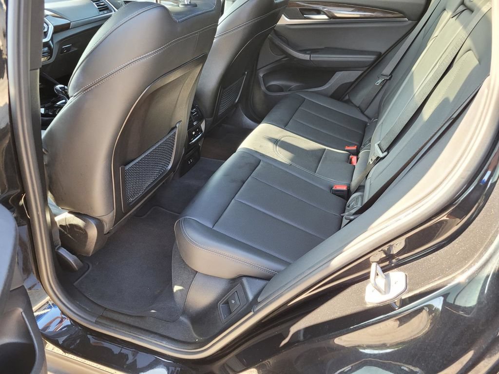 Used 2024 BMW X3 sDrive30i RWD image 3