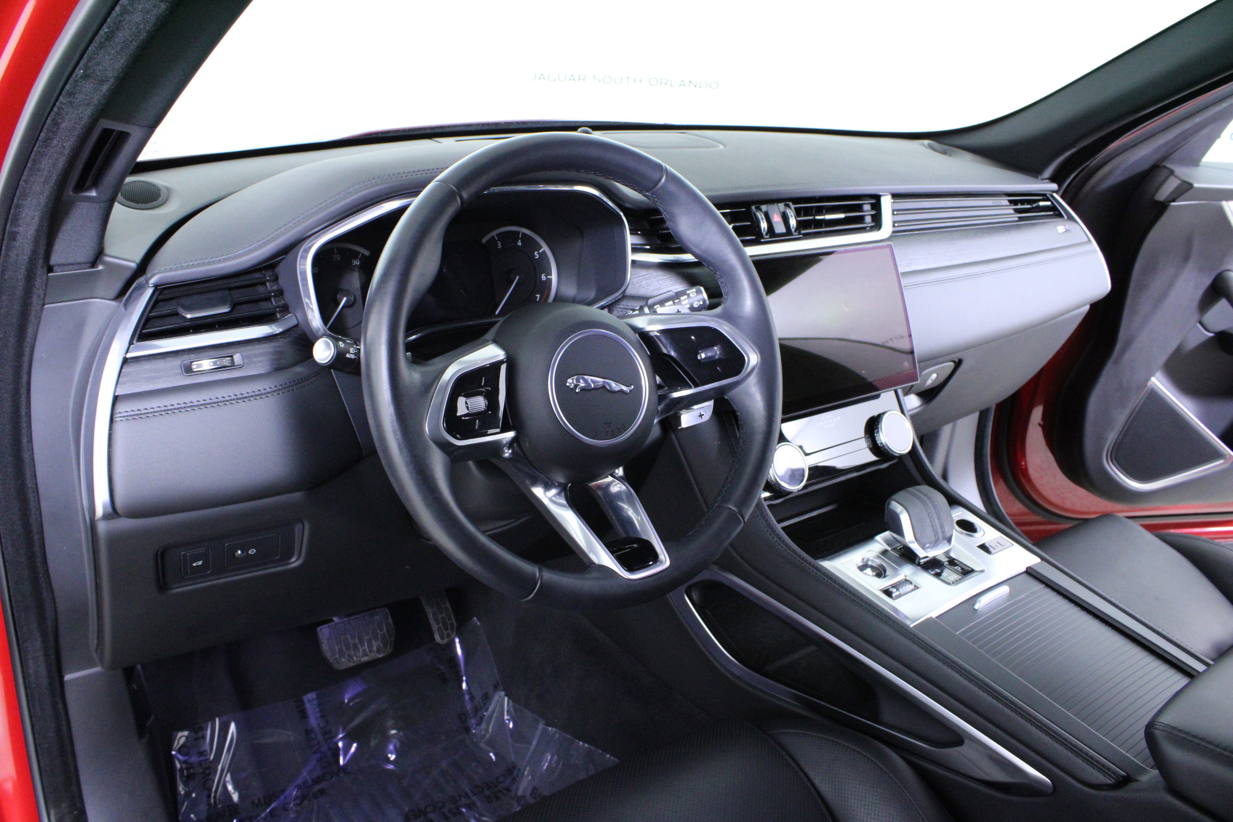 Used 2023 Jaguar F-PACE S image 20