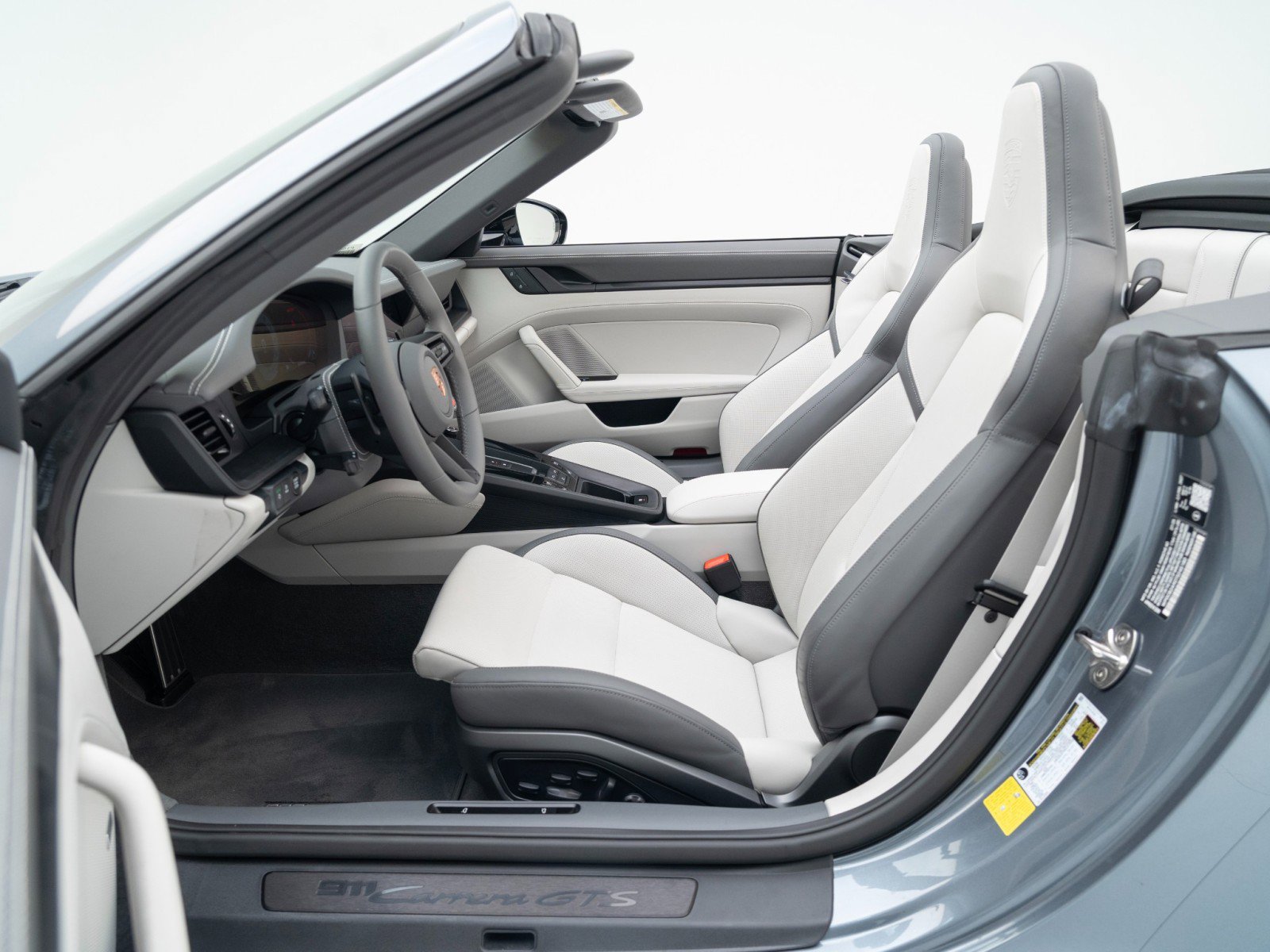 Certified 2026 Porsche 911 GTS image 20