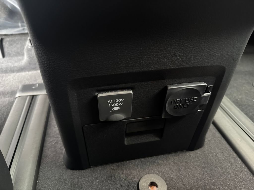 New 2026 Toyota Sienna Platinum image 34