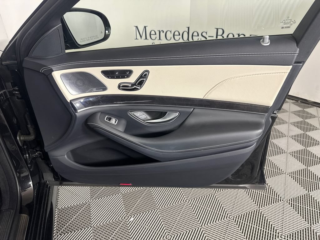 Used 2019 Mercedes-Benz S 450 Sedan image 15