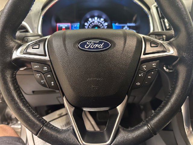 Certified 2021 Ford Edge Titanium AWD/4WD image 10