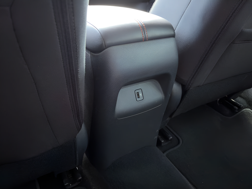 Used 2025 Nissan Sentra SR FWD image 23