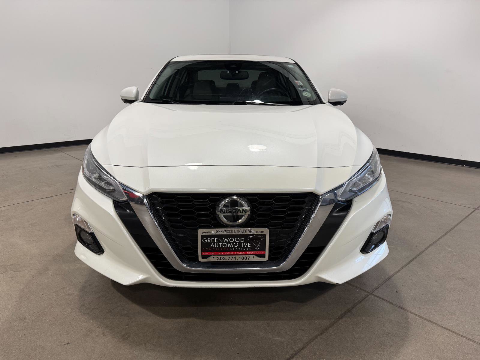 Used 2021 Nissan Altima 2.5 Platinum AWD/4WD image 4