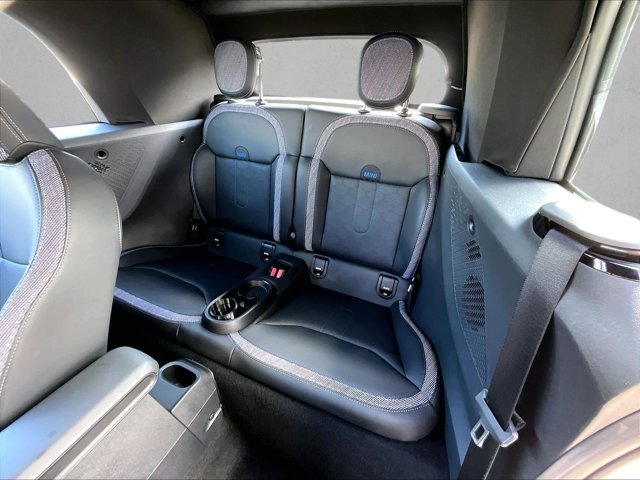 Used 2025 MINI Cooper S FWD image 28
