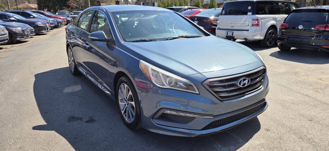Used 2015 Hyundai Sonata Sport w/ Option Group 03 FWD image 3