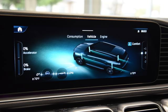 Used 2024 Mercedes-Benz GLS 450 4MATIC image 37