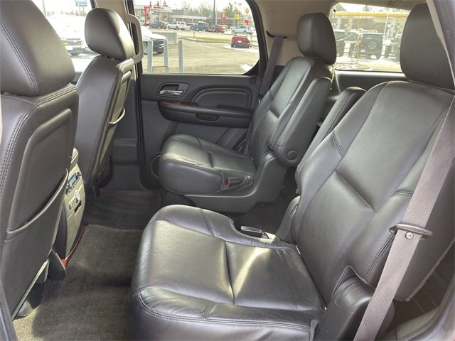Used 2014 Cadillac Escalade Premium image 23