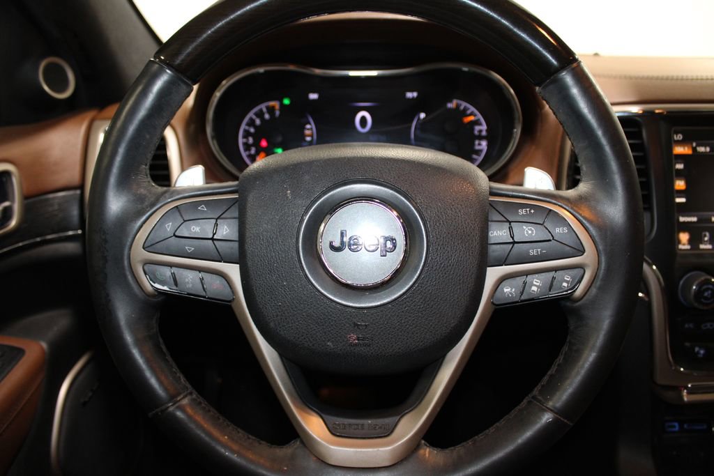 Used 2017 Jeep Grand Cherokee Summit image 18