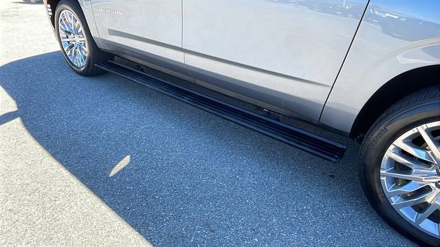 Used 2024 Chevrolet Suburban High Country w/ Advanced Technology Package image 35