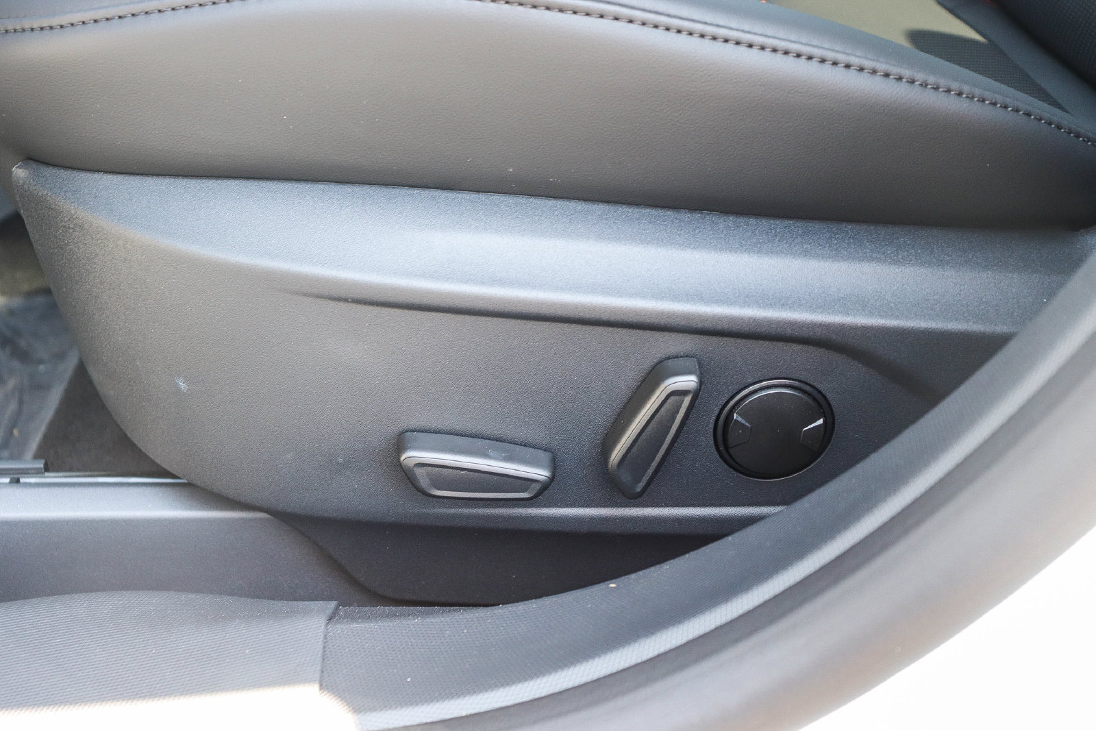 New 2026 Ford Mustang Mach-E Premium w/ Sport Appearance Package RWD image 23